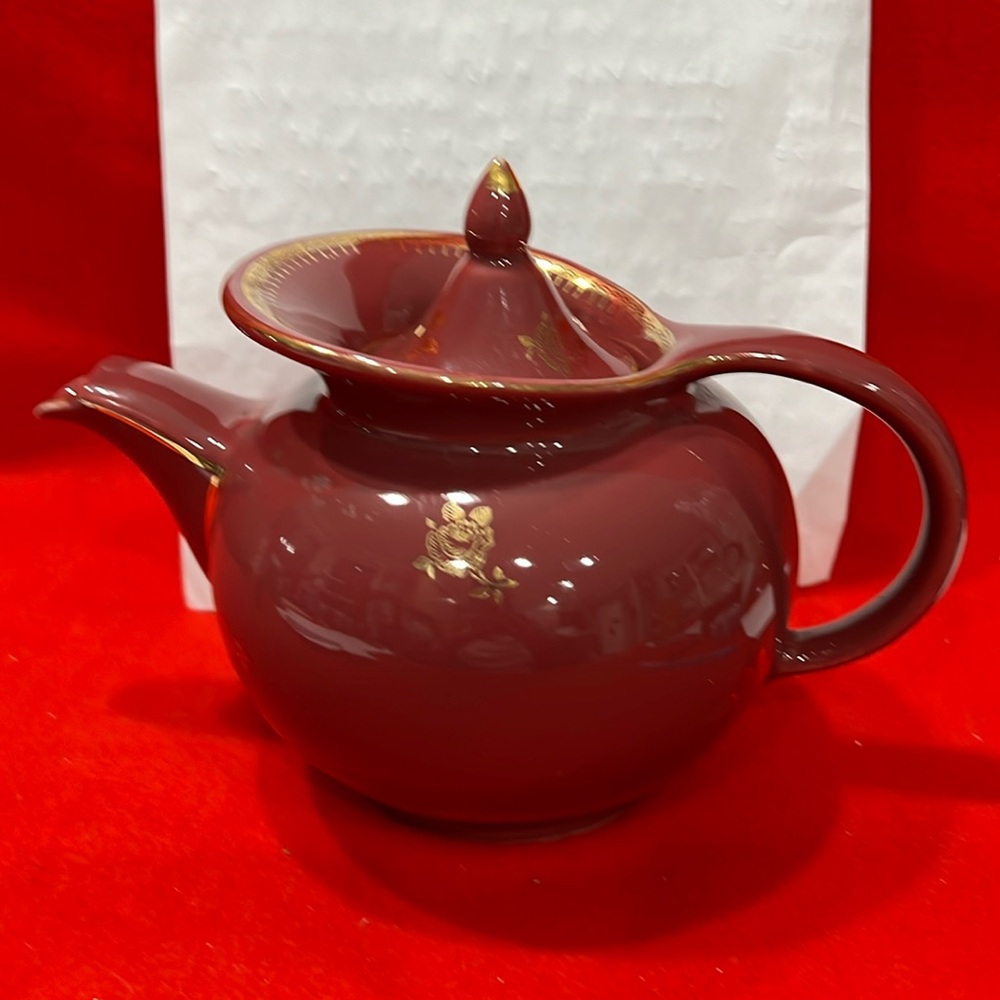Vintage Hall Burgundy 0693 Teapot 6 Cups Capacity. Made in USA. Used Good.